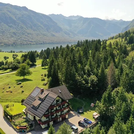 Mavrica 아파트 보히니