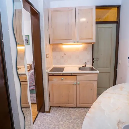 布赫恩琪马乌瑞卡公寓