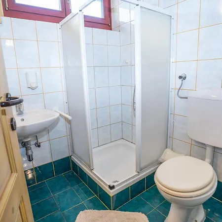 Mavrica 아파트 보히니