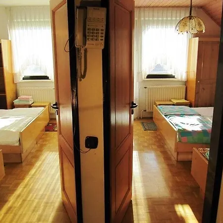 公寓 布赫恩琪马乌瑞卡公寓 *