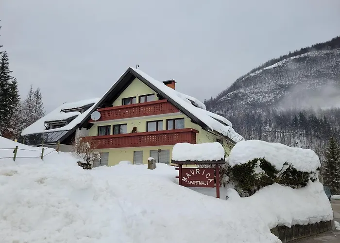 Mavrica アパート *